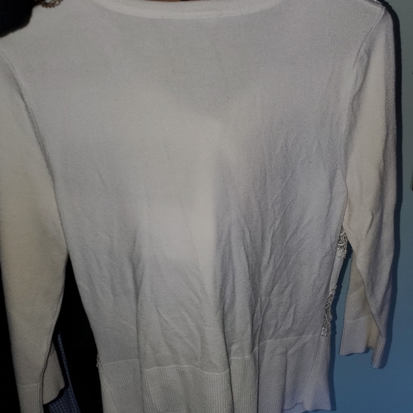 Sweater - Picture 2 of 4